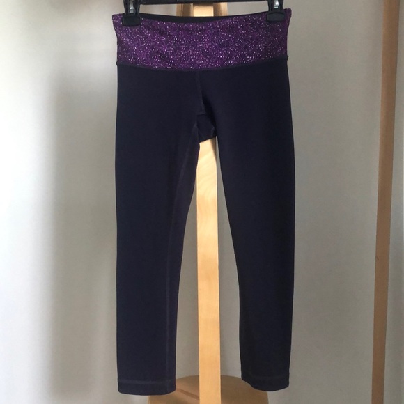 Lululemon Wunder Under Crop III (Reversible) - Picture 10 of 15